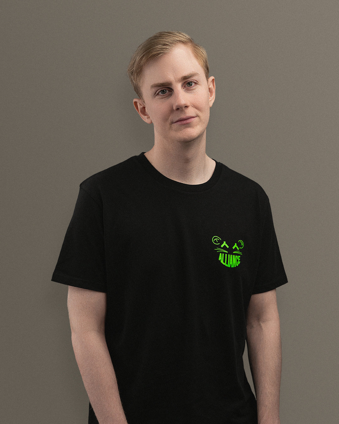 Black ^_^ Rattio T-Shirt
